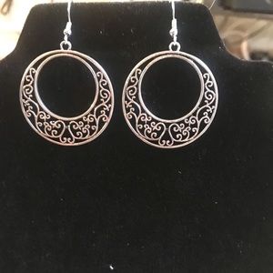 Silver design earrings